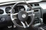 Ford Mustang V6 2012 года